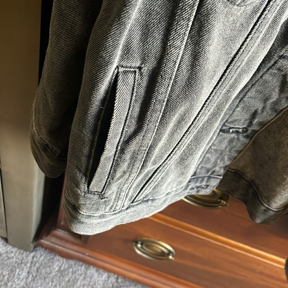 Black Jean Jacket - Picture 4 of 4